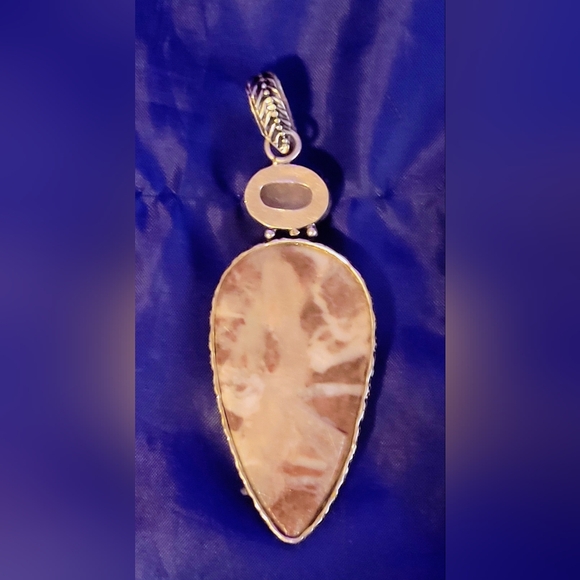 .925 Sterling Silver Rose Quarts 3" Pendant - Picture 2 of 8